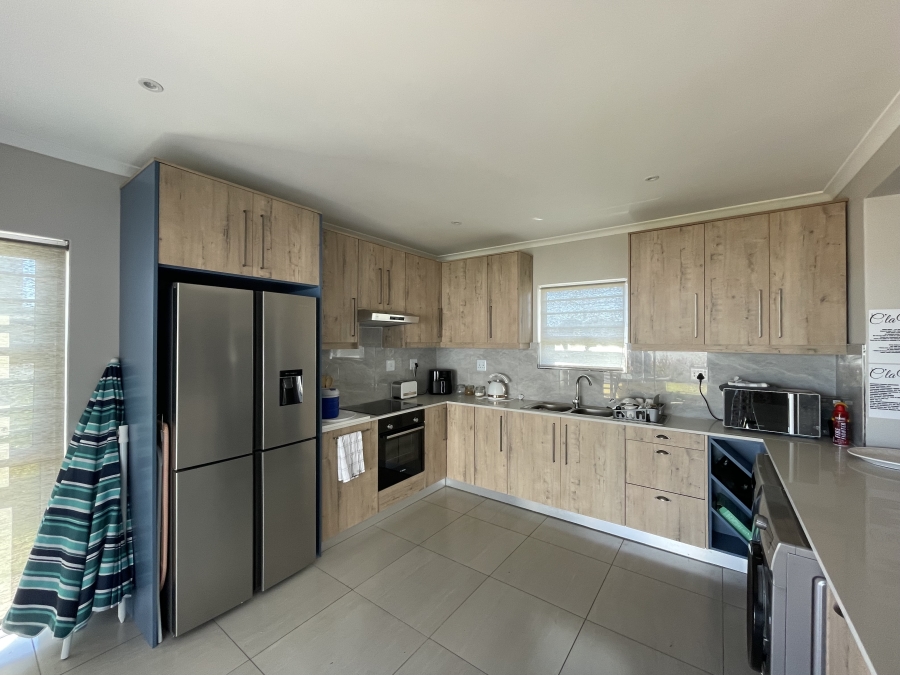 3 Bedroom Property for Sale in Langebaan North Western Cape